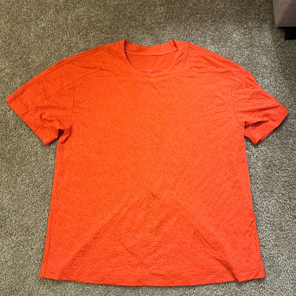 Lightweight lululemon orange tee